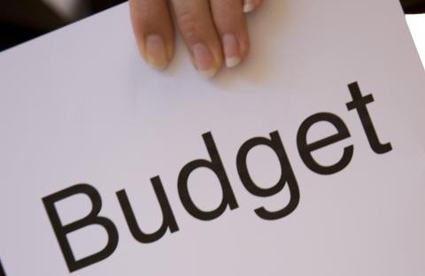 Относно законопроектите за държавен бюджет и бюджети на ДОО и НЗОК за 2020 г., внесени в НС