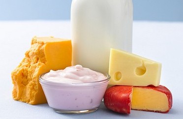 Изложение на млечни продукти започна в Луковит