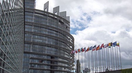 Транспорт: Европейският парламент потвърждава мандата си за тристранни диалози по пакета за мобилност