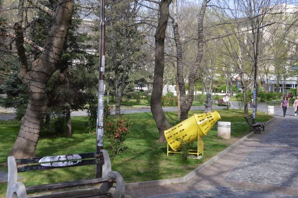 Шишеяд за събиране на пластмасови бутилки поставиха в Градската градина в Благоевград
