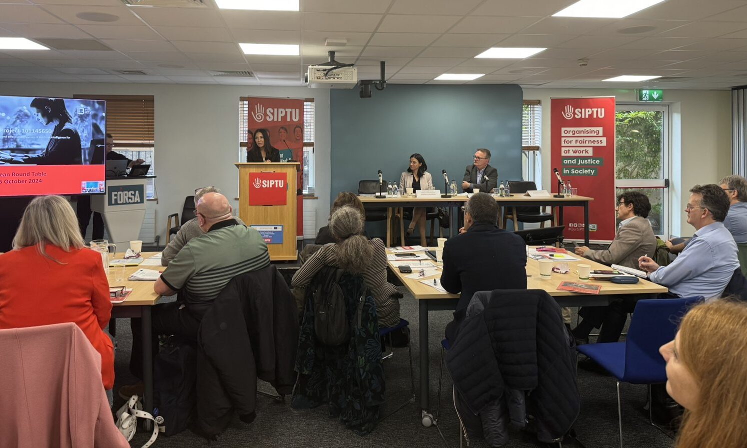 Въздействието на изкуствения интелект върху заетостта бе обсъдено на първата кръгла маса по проекта TransFormWork 2