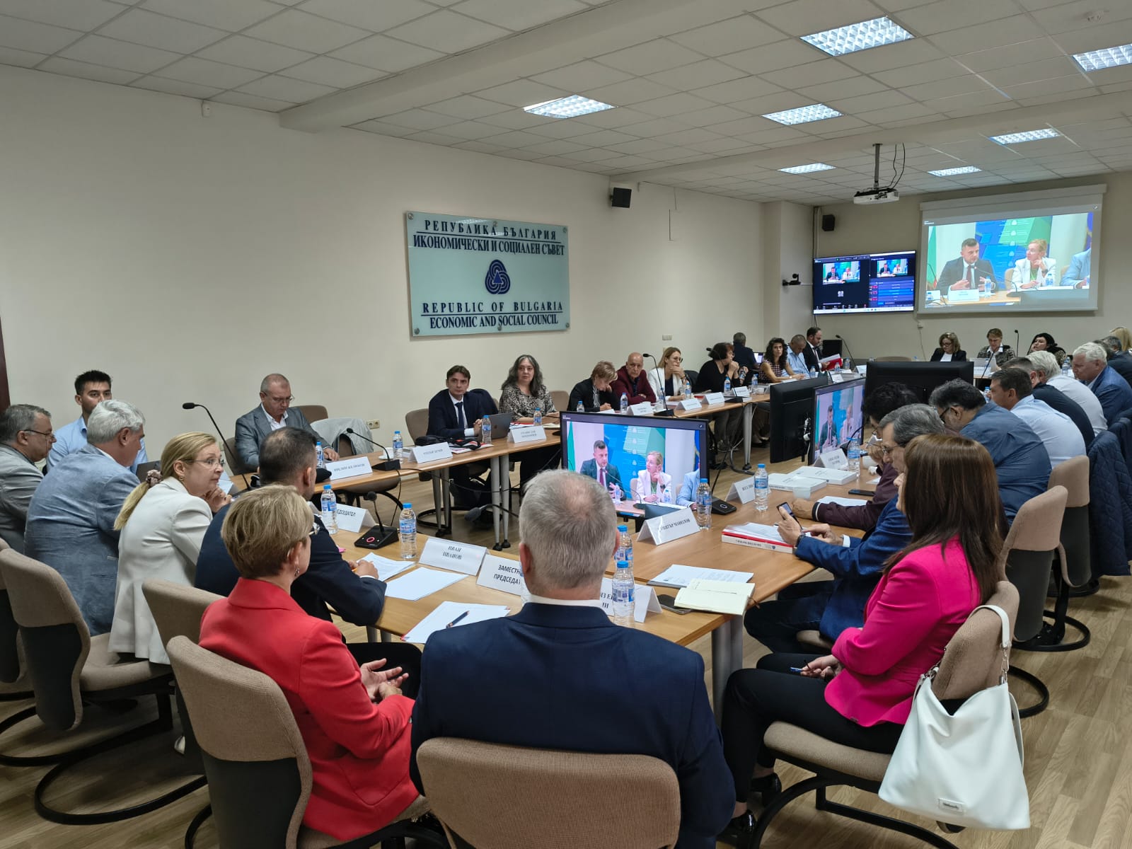 ИСС: Българската индустрия е уязвима от въглероден дъмпинг