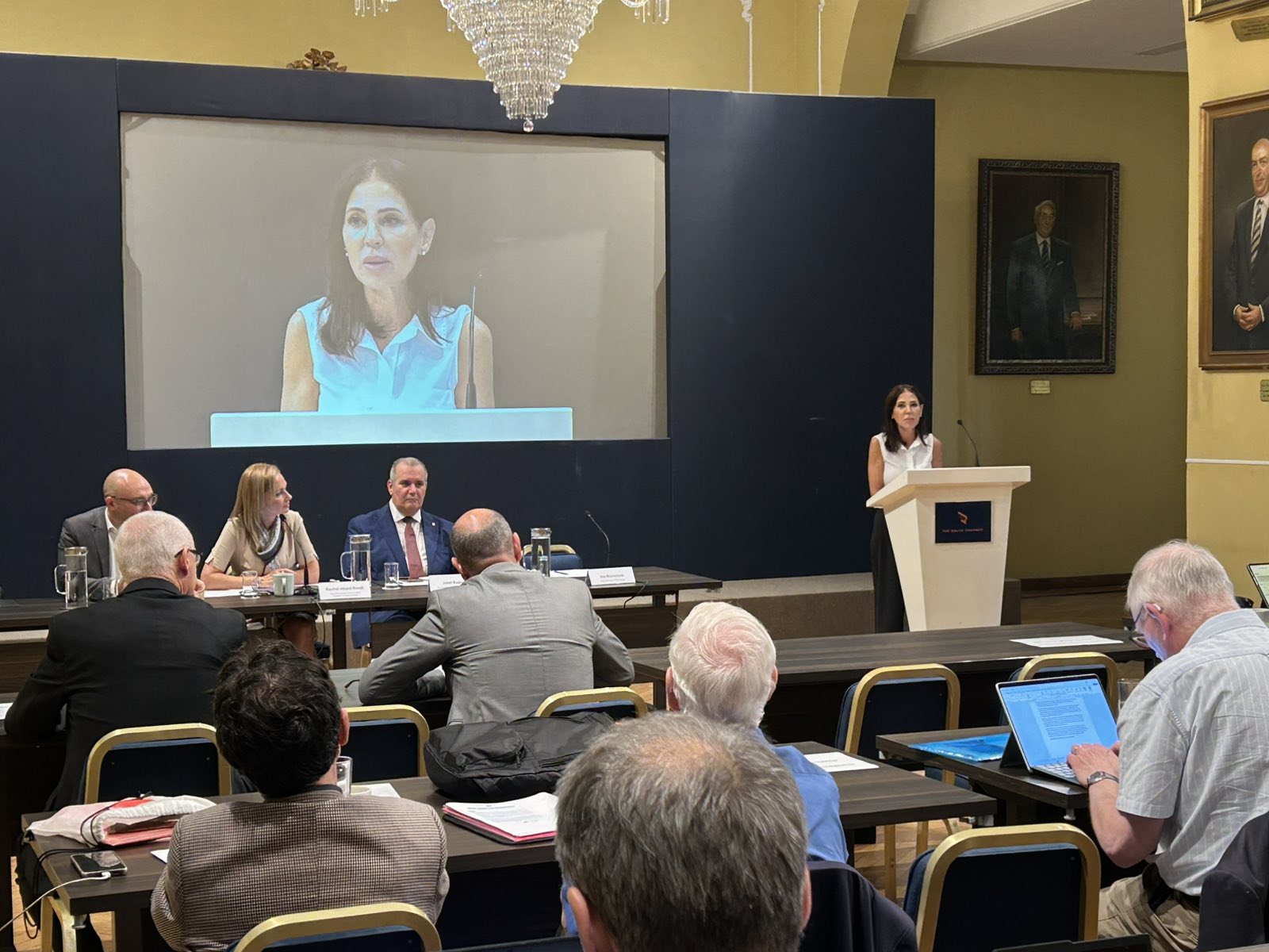 Изкуственият интелект и бъдещето на труда: Трета европейска кръгла маса по проекта TransFormWork 2 се проведе в Малта