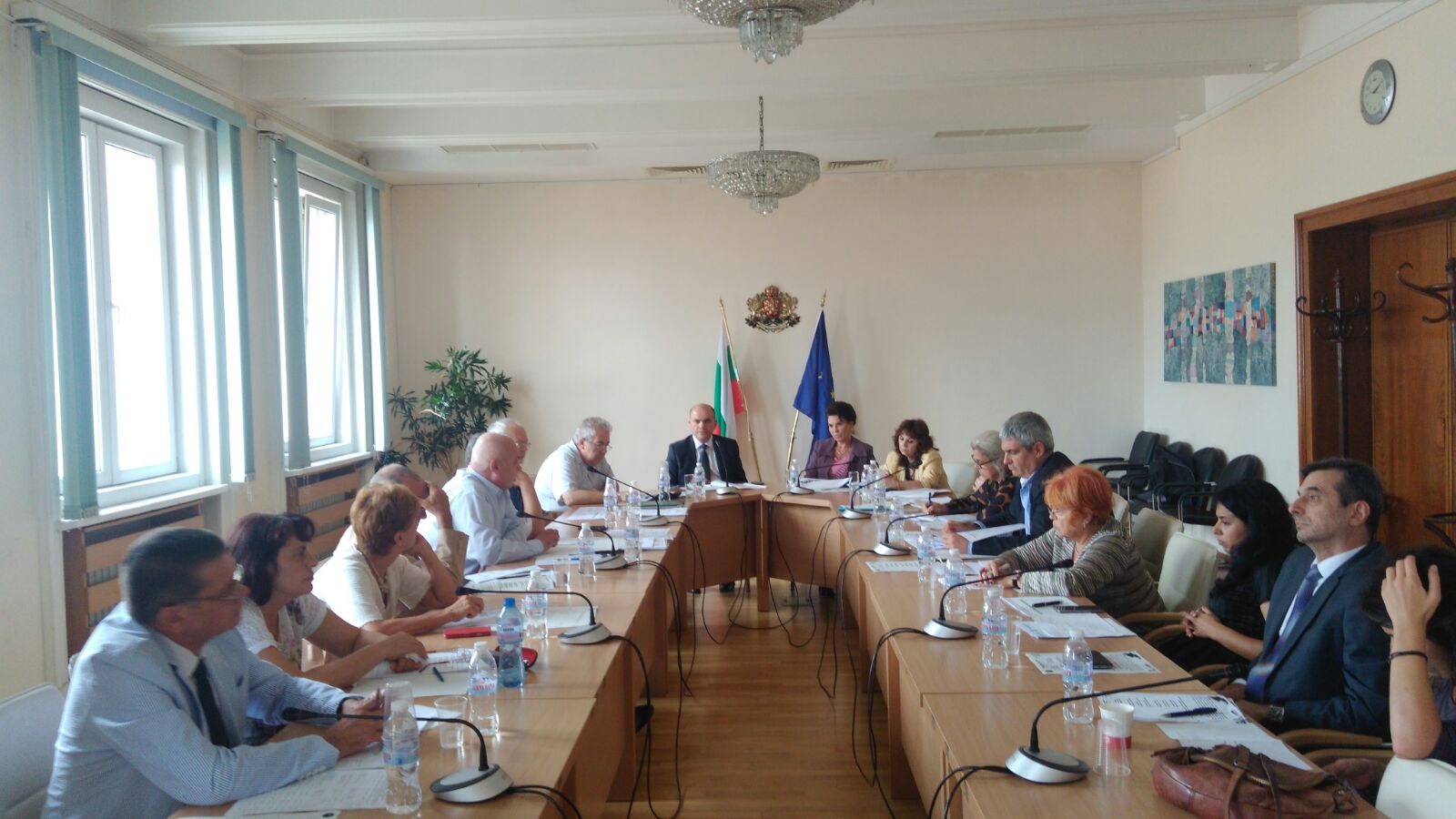 Министър Петков и социалните партньори обсъдиха проект на механизъм за определяне на минималната заплата