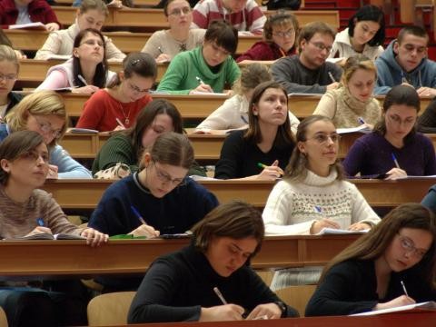Томчо Томов: Студентите завършват без достатъчно стаж