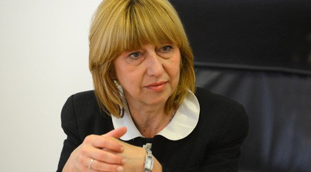 Анелия Клисарова: Бюджетът на министерството на образованието е увеличен със 100 млн.лв., които ще се дадат за конкретни политики