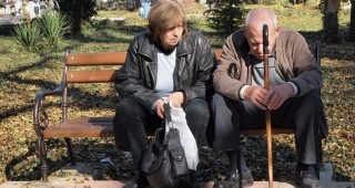 Дянков остави надежди на пенсионерите за коледни добавки